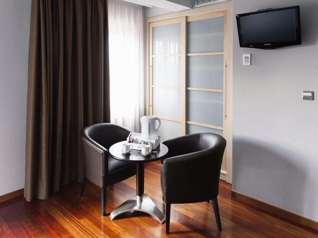 Hotel Valencia Ferrol Dış mekan fotoğraf