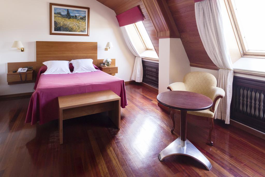 Hotel Valencia Ferrol Dış mekan fotoğraf